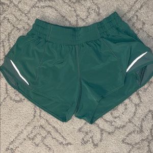 lululemon hotty hot shorts